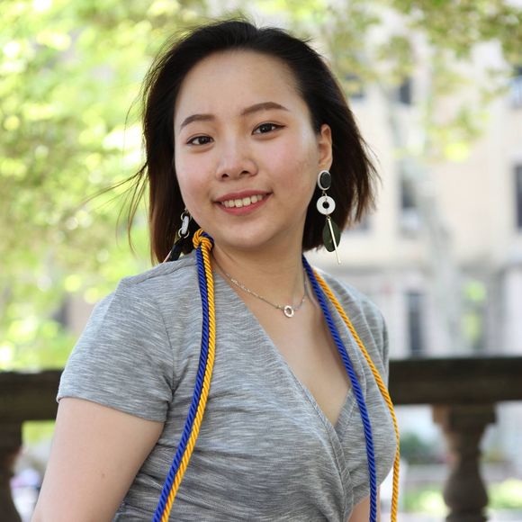 Meet your Posher, Huiling - Picture 1 of 1